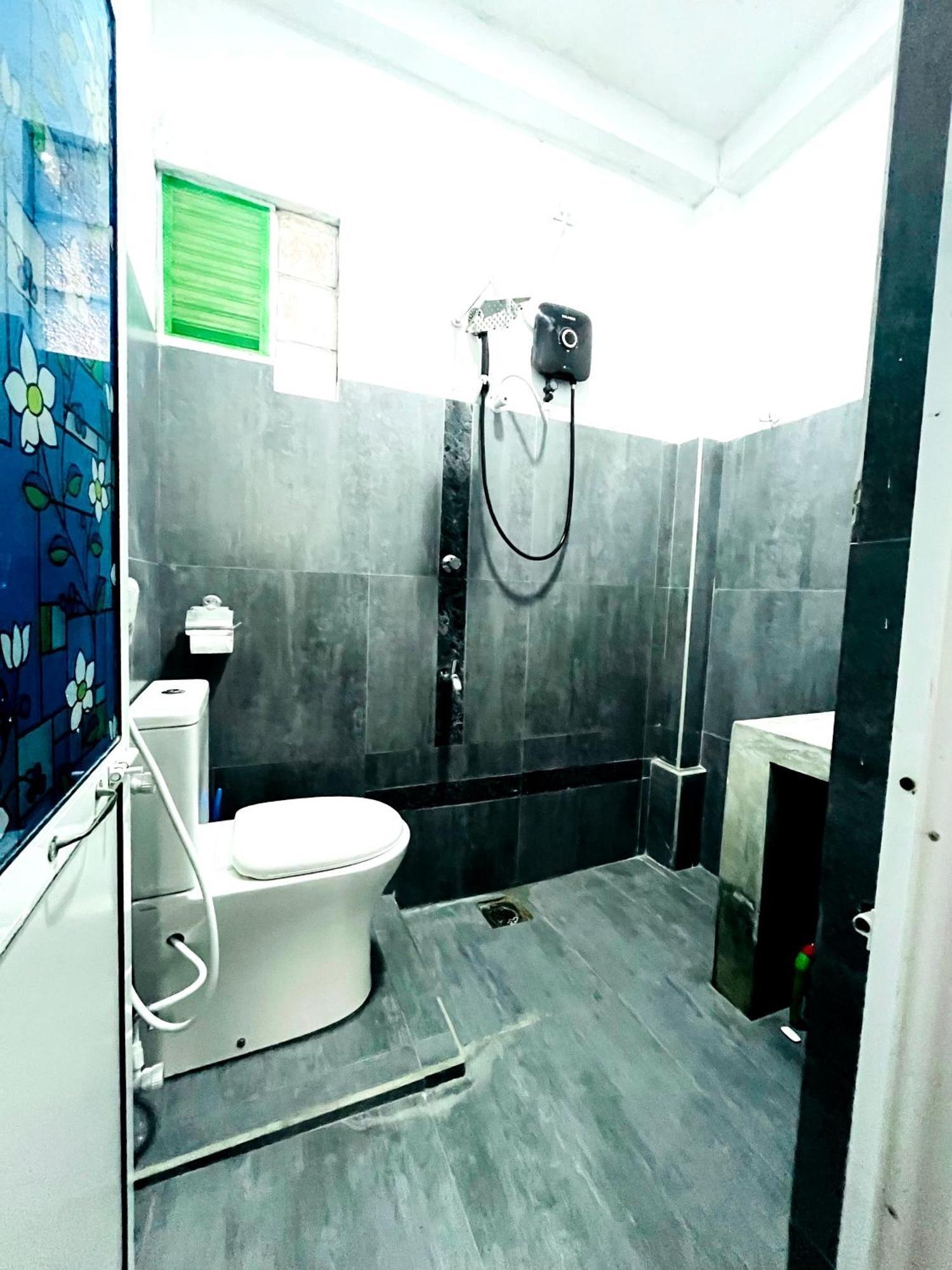 Surf & Salt Apartment Weligama Exterior photo